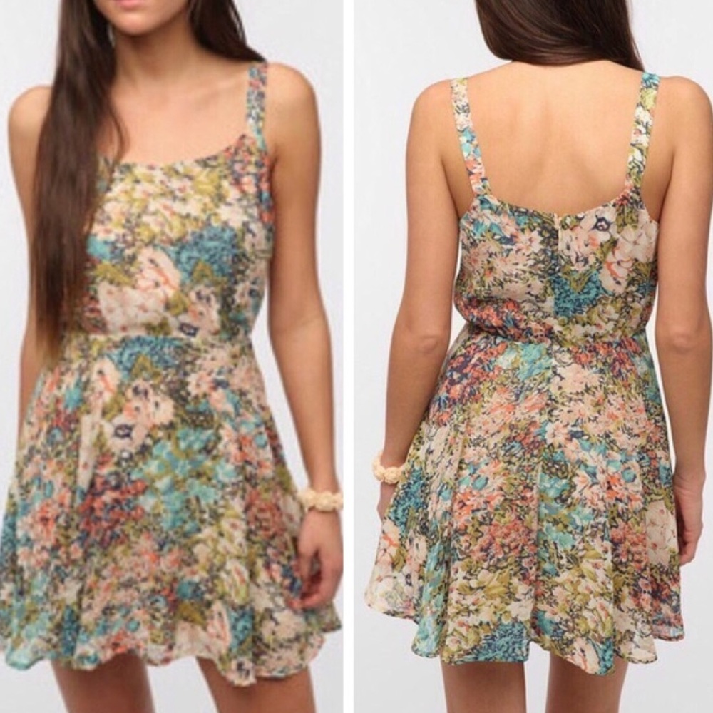 Urban Outfitters Floral Chiffon Short Summer Dress